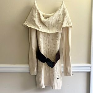 Guess brand long sweater-ivory
